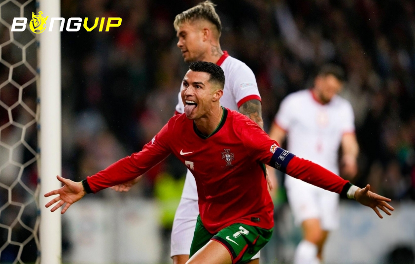 Ronaldo vẫn thể hiện phong độ ghi bàn chói sáng ở tuổi 39. Ảnh: Getty