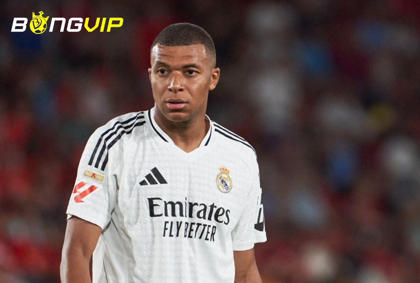 Mbappe vẫn đang bị PSG nợ 3 tháng tiền lương.